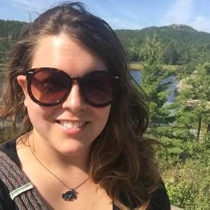 Meet your Posher, Carrie